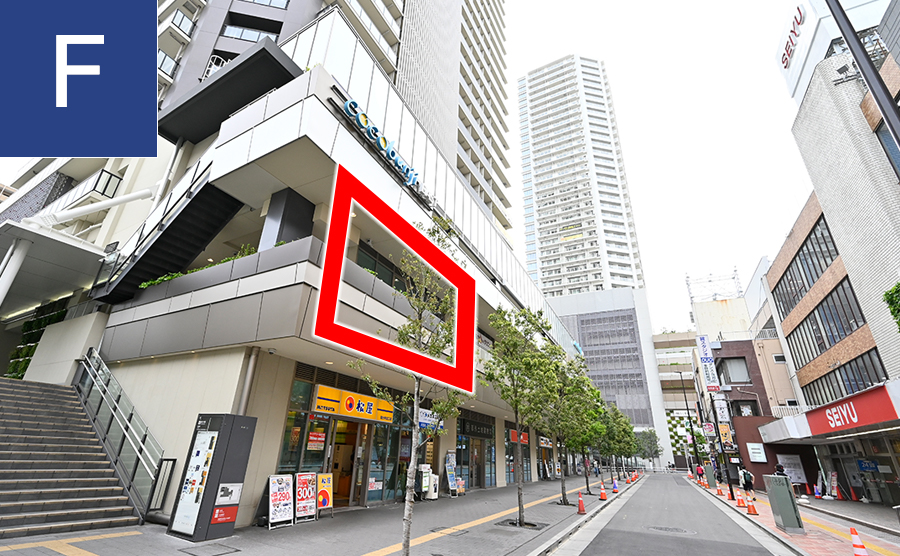 ルート6 cocobunji EAST 2階に到着
